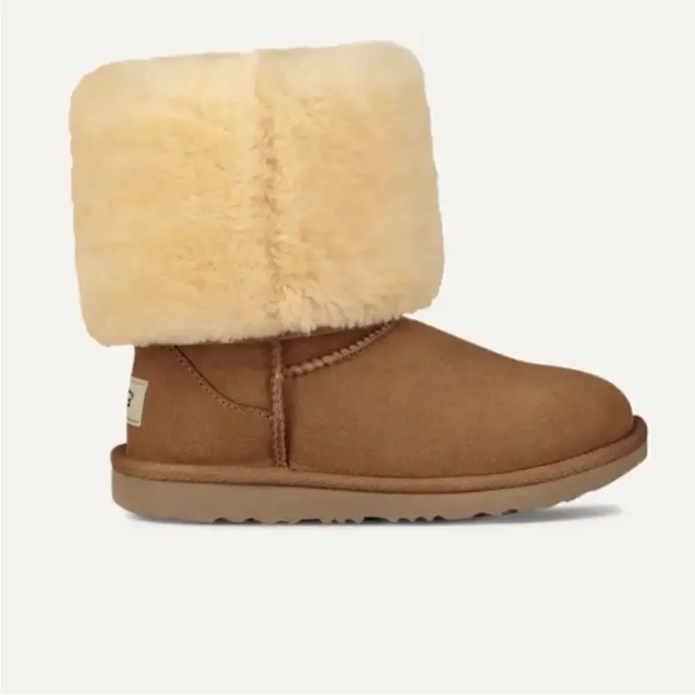 NWT UGG Kids' Classic Tall II Water Resistant Boots Sz 13 little girl chestnut